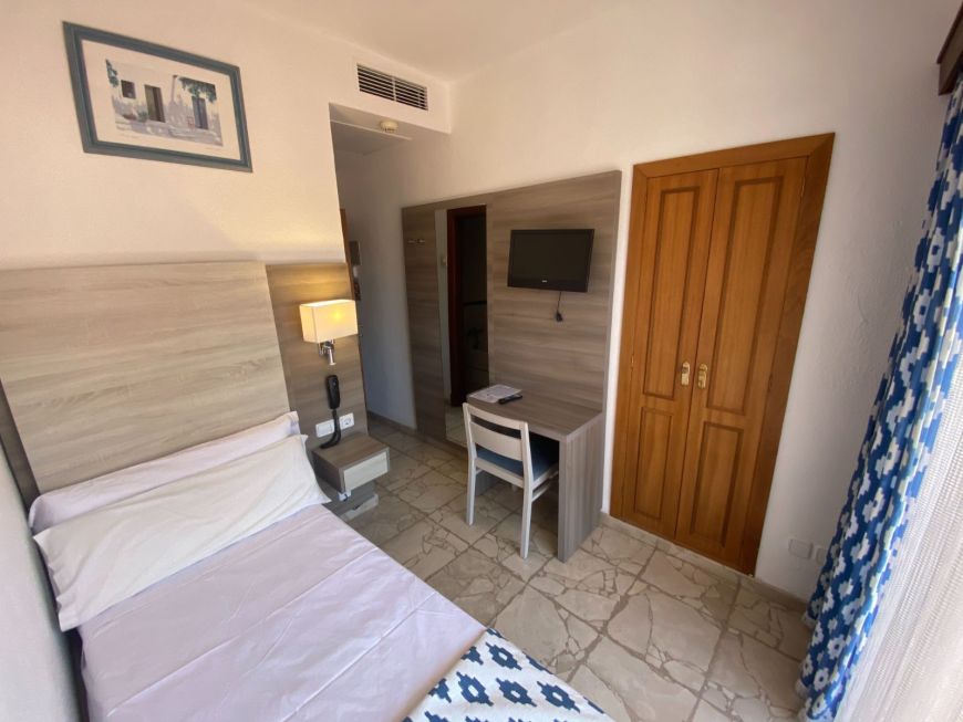 Habitación individual Hostal Villa Rosa